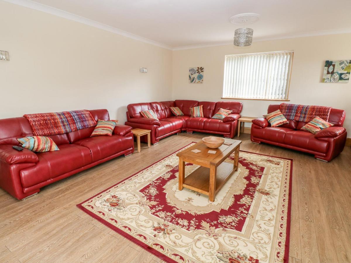 Grooms Quarters At Pant Y Gaseg Farm Ammanford Luaran gambar