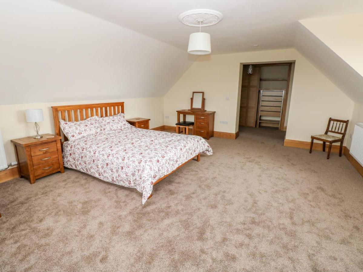 Grooms Quarters At Pant Y Gaseg Farm Ammanford Luaran gambar