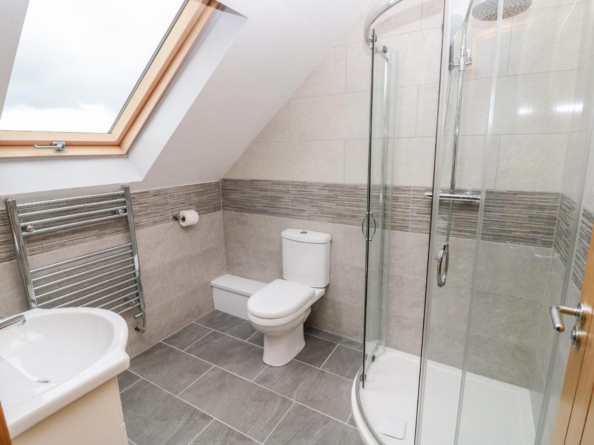 Grooms Quarters At Pant Y Gaseg Farm Ammanford Luaran gambar